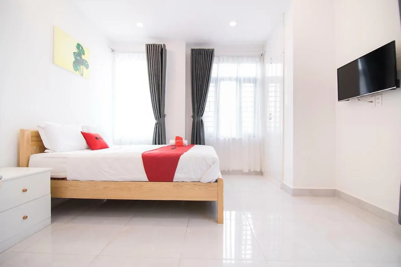 Reddoorz Plus Near Gia Dinh Park Ho Chi Minh City